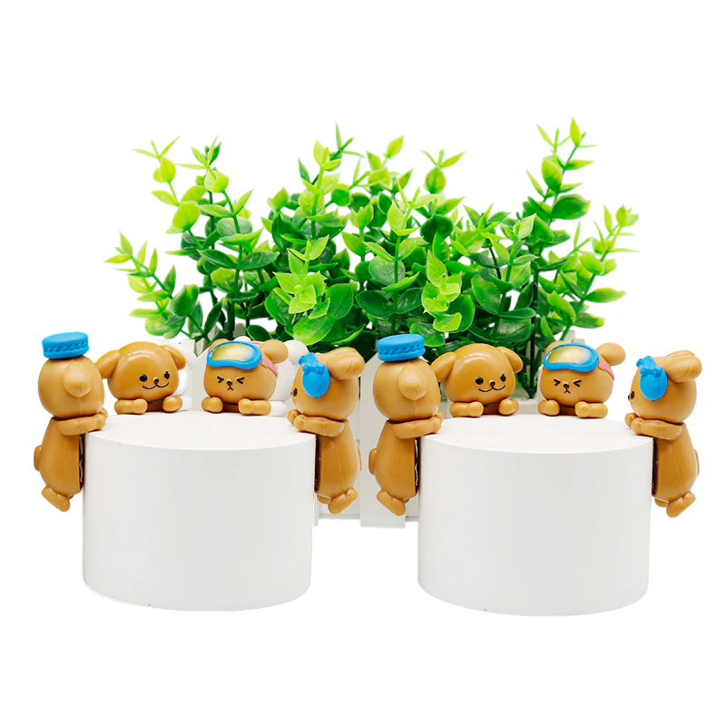Dog Huggers: The Phone Hugging Animals Series 4 Collectable Figurine Blind Bag (1pc) - Image 4