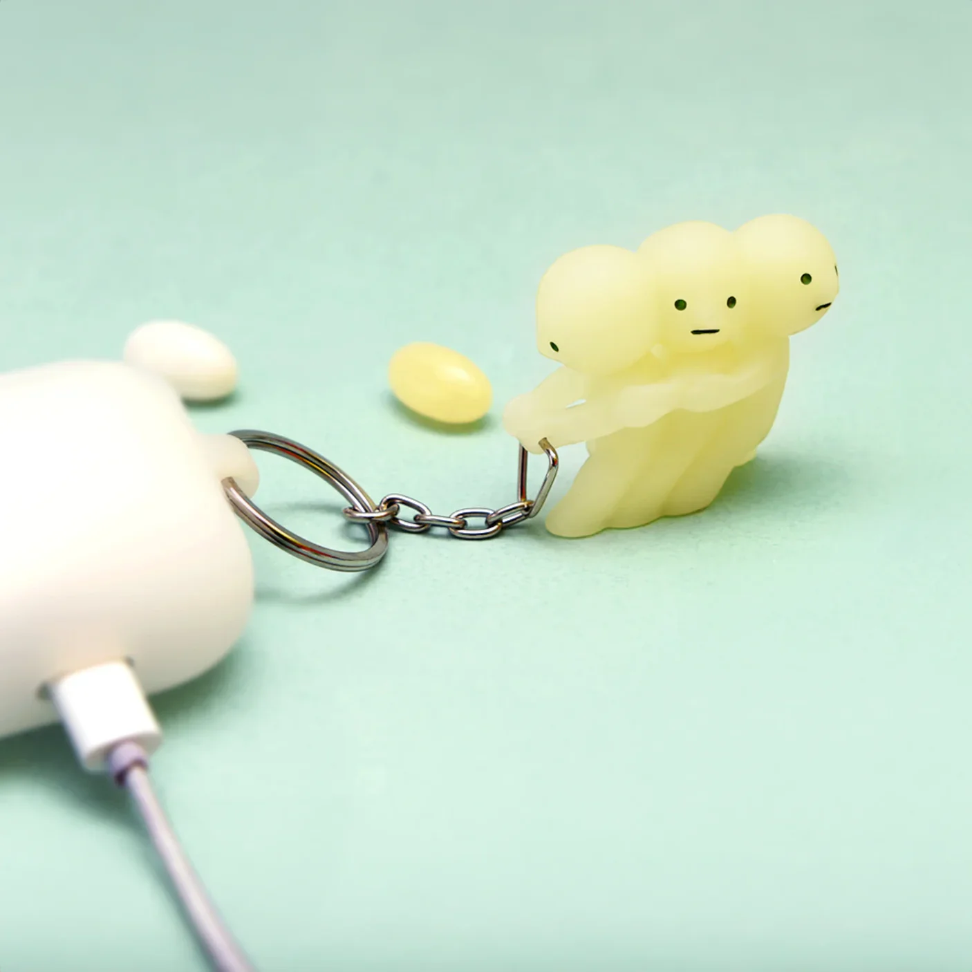 Smiski: Keychain - Pulling Key Figure - Image 2